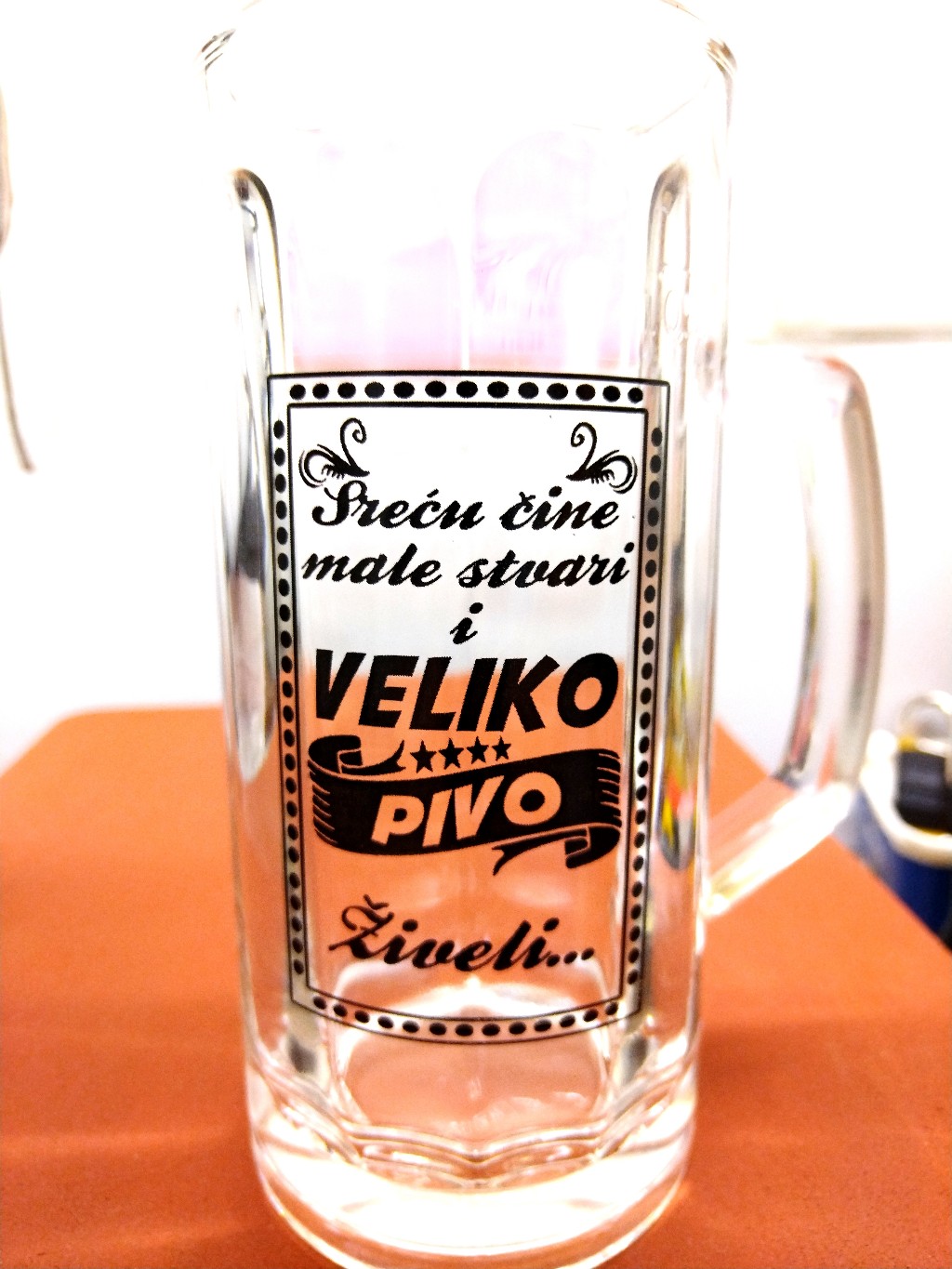 Sreća je veliko pivo :) 